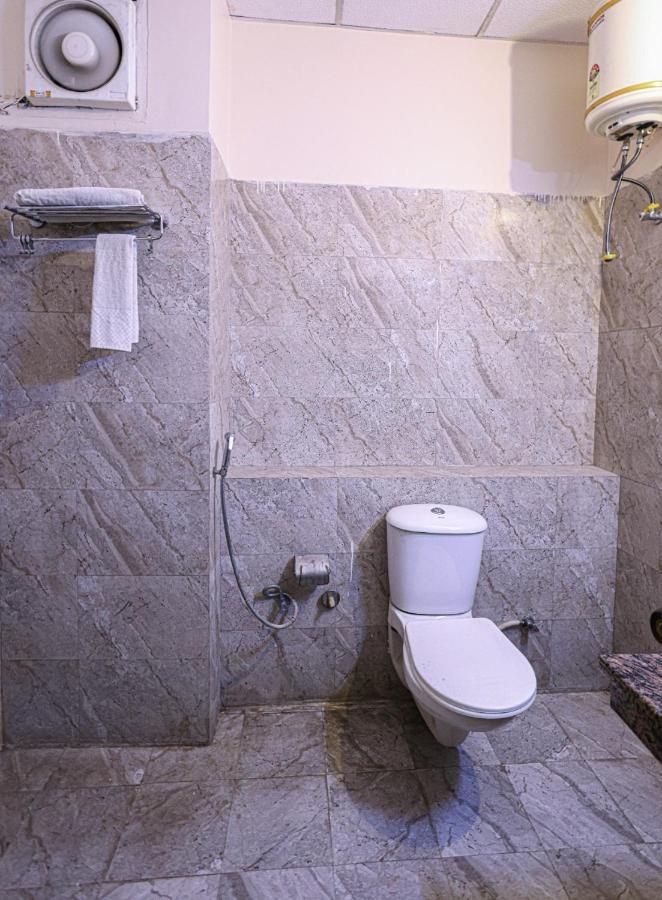 Hotel The Leaf - Gomti Nagar 勒克瑙 外观 照片