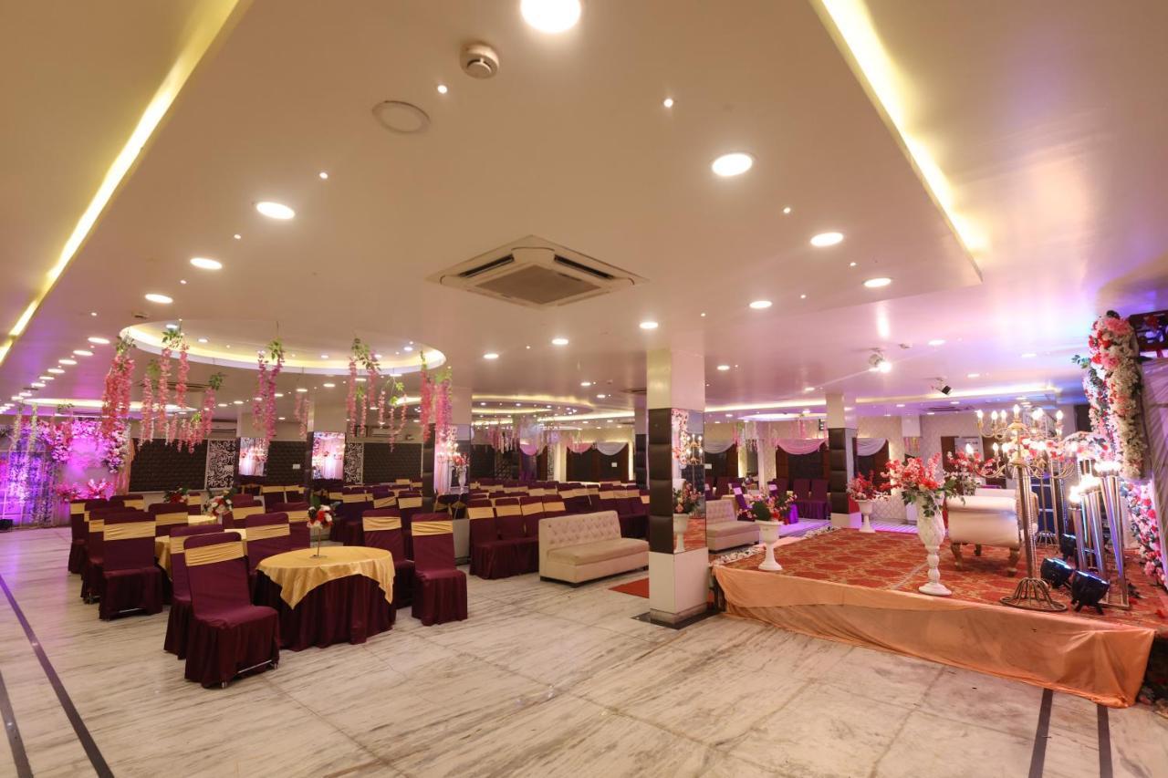 Hotel The Leaf - Gomti Nagar 勒克瑙 外观 照片