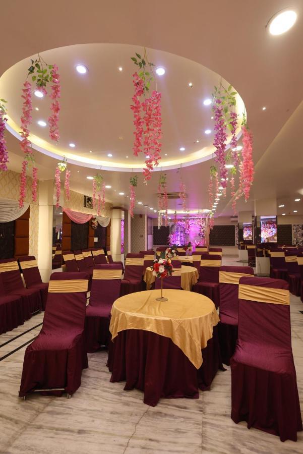 Hotel The Leaf - Gomti Nagar 勒克瑙 外观 照片