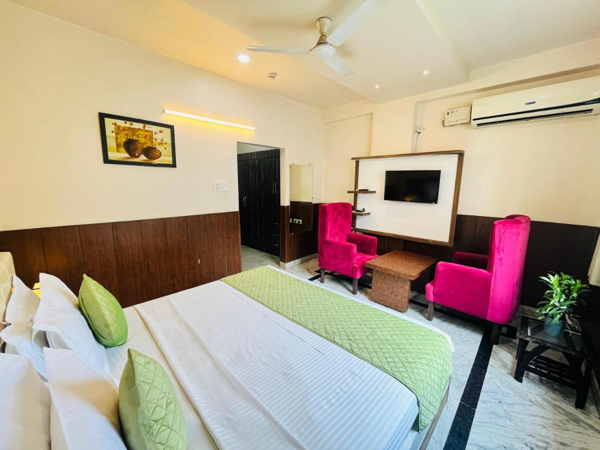 Hotel The Leaf - Gomti Nagar 勒克瑙 外观 照片