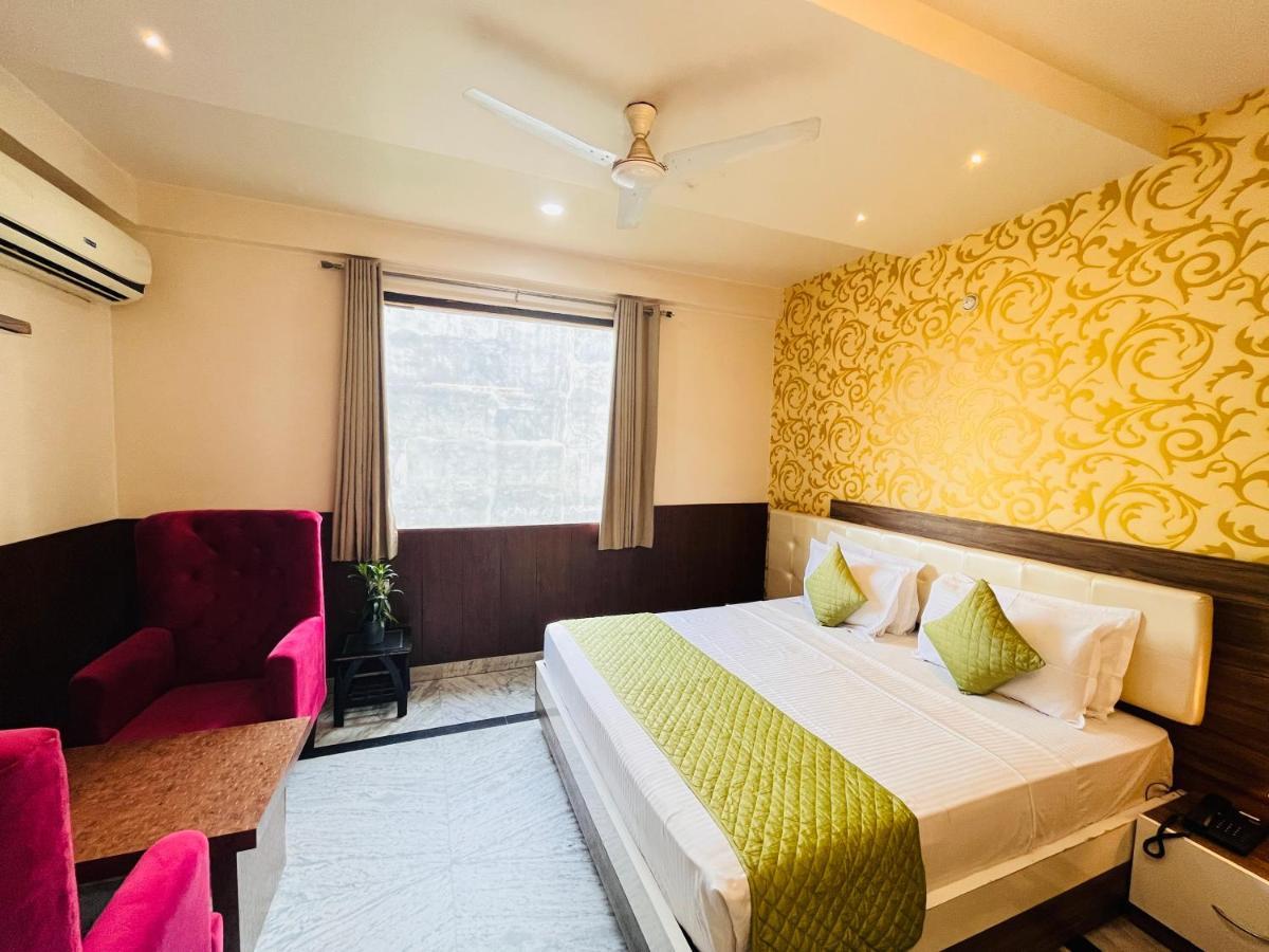 Hotel The Leaf - Gomti Nagar 勒克瑙 外观 照片
