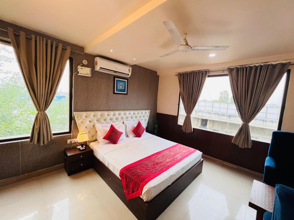Hotel The Leaf - Gomti Nagar 勒克瑙 外观 照片