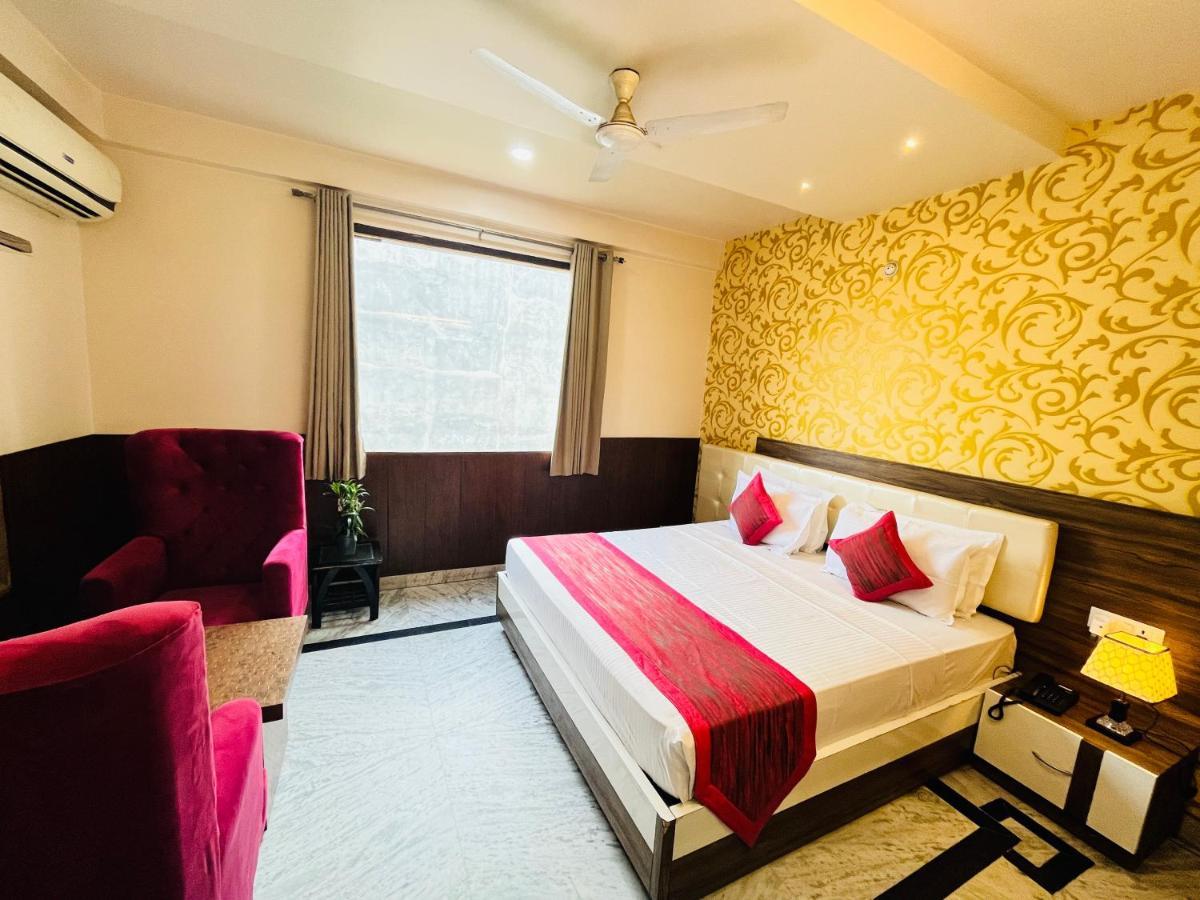 Hotel The Leaf - Gomti Nagar 勒克瑙 外观 照片
