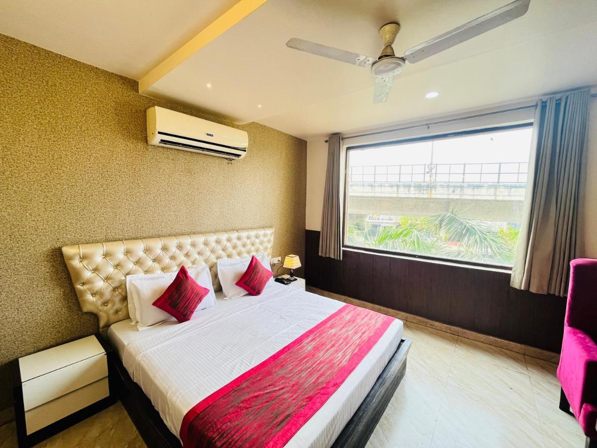 Hotel The Leaf - Gomti Nagar 勒克瑙 外观 照片