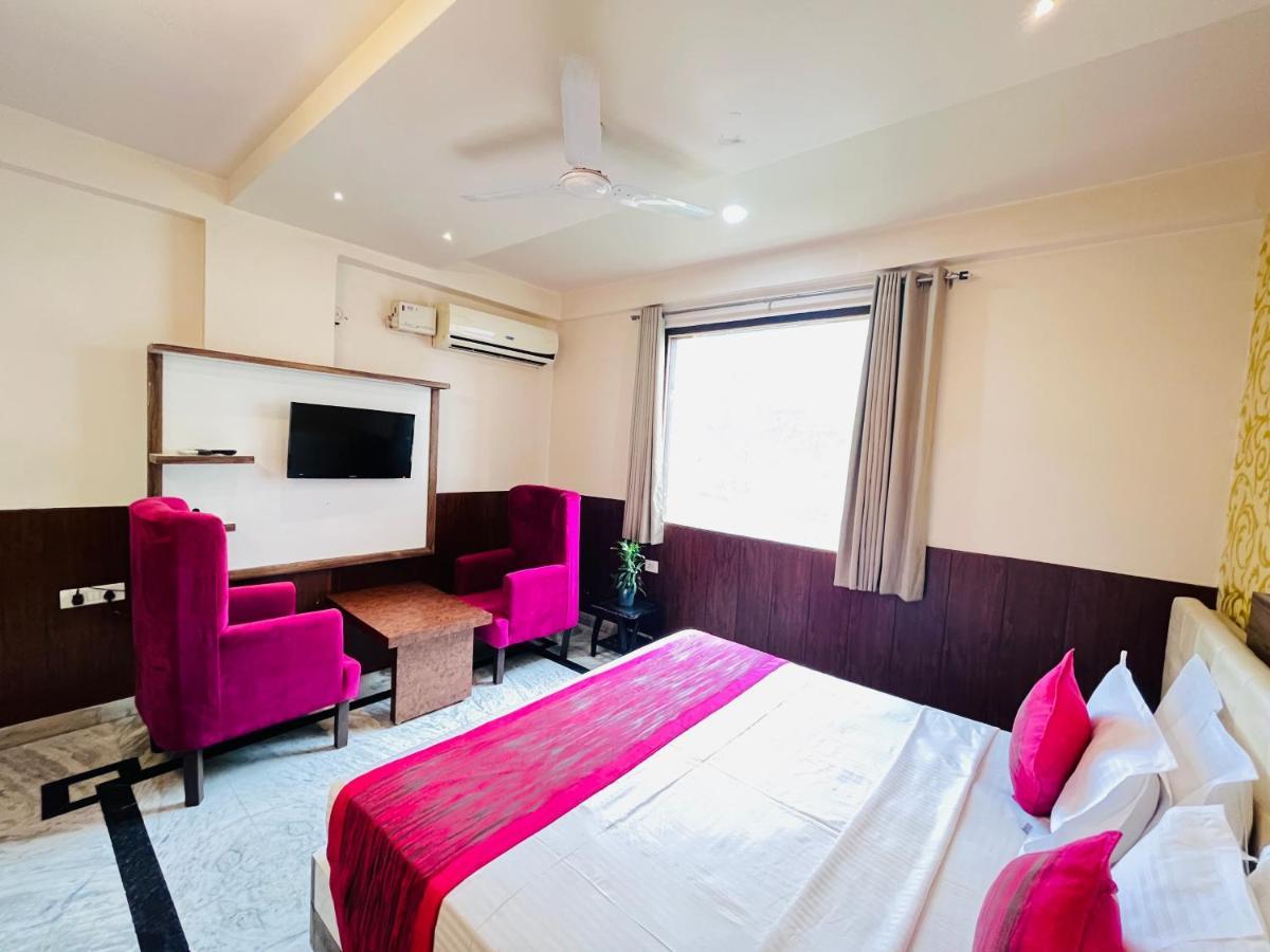 Hotel The Leaf - Gomti Nagar 勒克瑙 外观 照片