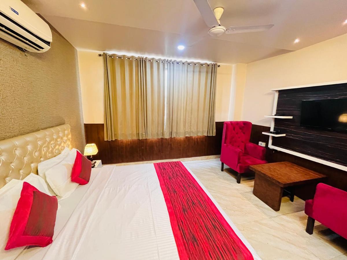 Hotel The Leaf - Gomti Nagar 勒克瑙 外观 照片